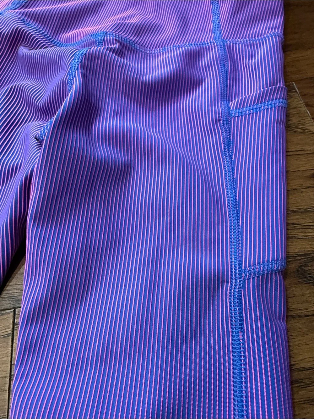 Old Navy Powersoft brand Purple & Blue Stripe Performance Leggings with Pockets